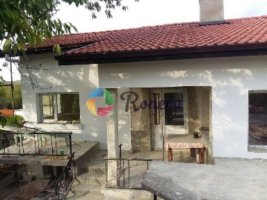Къща в Варна, област-с. Чернево площ 230 цена 125000