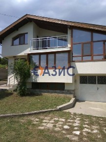 Къща 370 кв. м., в парцел с лозя с. Детелина, обл. Варна, България, цена 180 000 евро