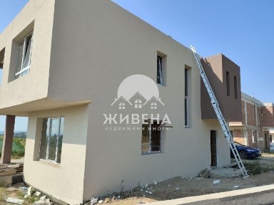 Продава нова къща в м-т Боровец - юг, РЗП: 200 кв. м