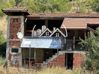 Къща в Благоевград, област-с. Еленово