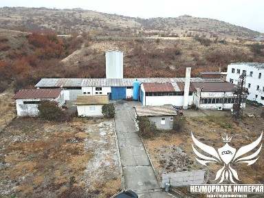 Промишлено помещение (склад, цех) 1050РЗП с парцел 3040кв. в Асеновград