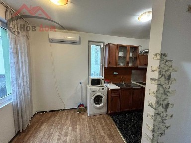 Двустаен до Стадион 