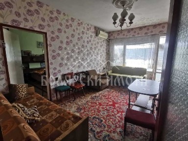 Панорамен тристаен апартамент в кв. Чолаковци