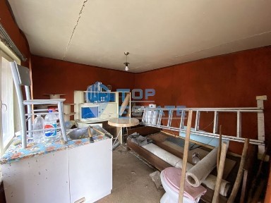 Дворно място с вила в с. Борики, област Габрово