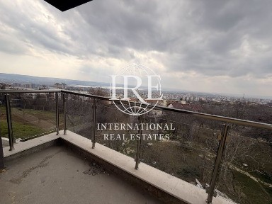 Област Варна, гр. Варна, Възраждане 3