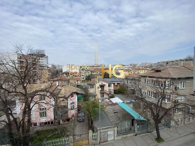 3-стаен в Варна-Идеален център площ 75 цена 150000