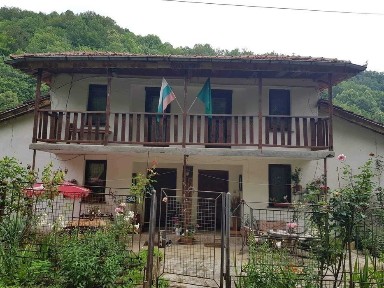 Област Ловеч, с. Бели Осъм