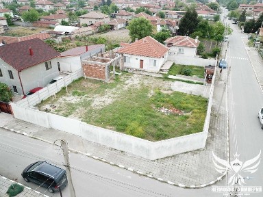 Продавам еднофамилна къща 85кв. с 830кв. двор в гр. Садово, обл. Пловдив