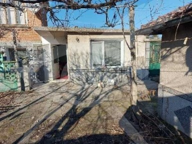 Продава се къща в с. Ясно поле! 93672