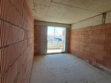 Тристаен апартамент за продажба, в новострояща се луксозна сграда с Ак