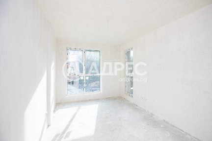 САМО ОТ АДРЕС! Тристаен апартамент, кв. Аспарухово, гр. Варна