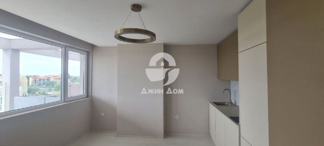 Двустаен апартамент в к-с „Ж'адор Сикрет Гардън“, к. к. Слънчев бряг