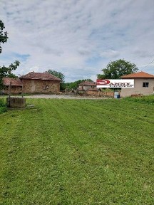 Двуетажна къща за продажба в с. Патреш - общ. Павликени