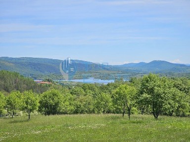 Новопостроена луксозна къща с прекрасна панорама към яз. Йовковци в Е