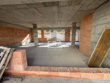 Ексклузивен партерен магазин за продажба, в новострояща се сграда с Ак