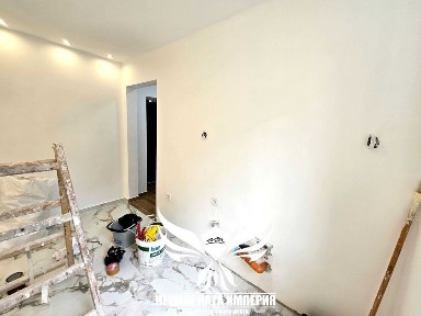 Под наем двустаен апартамент 40кв. м. на партер с гараж 20кв. м. в Асеновград кв. Изток