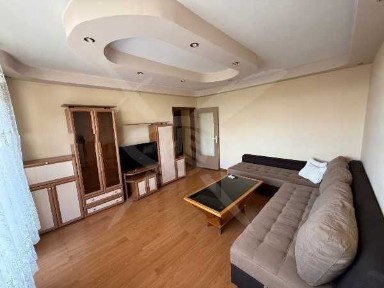Продава се тристаен апартамент в Център! 99246
