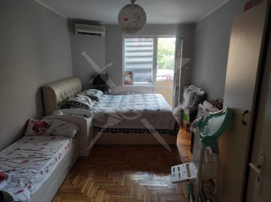 Двустаен апартамент в кв. Въстанически 27005