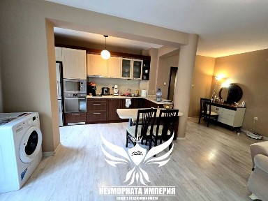 Продавам двустаен апартамент 78кв. 2ет. в Пловдив, кв. Кючук Париж