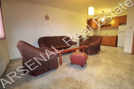 Двустаен апартамент под наем, Красно село
