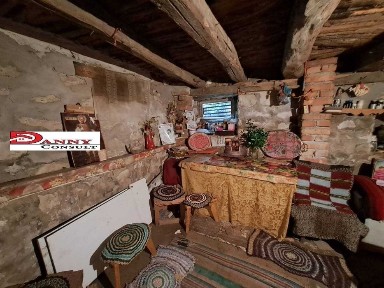 Едноетажна къща с двор в с. Драганово - обл. В. Търново