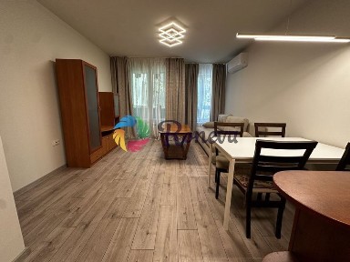 3-стаен в Варна-Център площ 80 цена 950