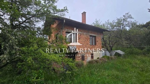 Продава КЪЩА - с. Смиров дол, обл. Перник