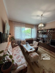 Голям апартамент за продажба в Центъра