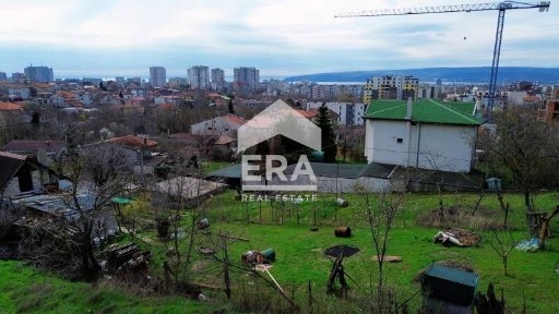 Тристаен ексклузивен апартамент за продажба, с морска панорама, в ново