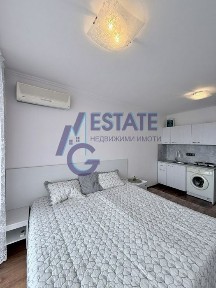 Ем Джи Естейт Ви представя за продажба студио с морска панорама в
