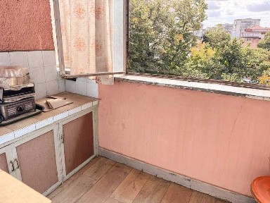 Двустаен апартамент с отлична локация - кв. Хъшове, Русе