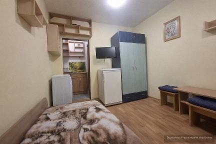 Едностаен апартамент в гр. Варна, Погреби!