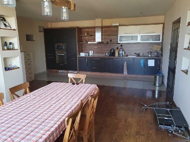 Нова къща на 2 ет., ремонтирана и обзаведена в с. Бузовград
