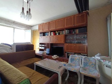 Тристаен апартамент с гараж в кв. Бузлуджа
