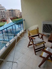 Тристаен апартамент в Поморие - 972-28507