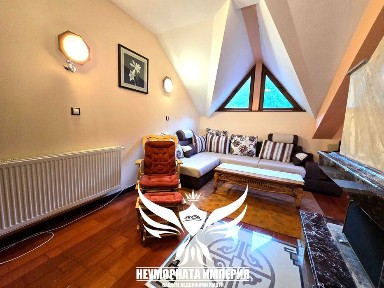 Продавам тристаен апартамент 60кв. м. на 4 етаж с паркомясто в курорт Пампорово