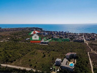 Двуетажна къща с гараж в нов премиум комплекс 