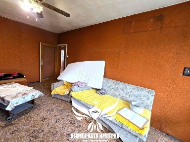 Под наем тристаен 68кв. м. на 6 етаж в гр. Асеновград, кв. Запад