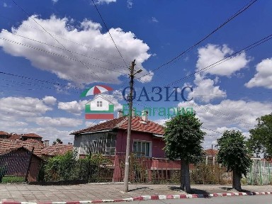 Къща 2-етажна-190 кв. м. + двор 420 кв. м., гр. Средец, обл. Бургас, България