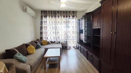 Отдава под наем апартамент (хол, спалня, кухня), район Нептун, Варна