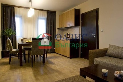 Напълно обзаведено студио в комплекс 