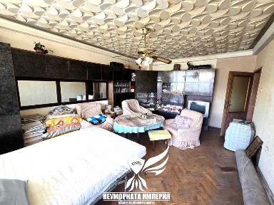 Продавам тристаен апартамент 71кв. м. на 4 етаж в Асеновград до Месокомбината