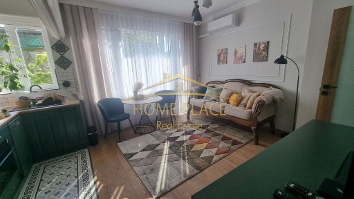 ПАРКОМЯСТО ! Двустаен апартамент под наем - Център