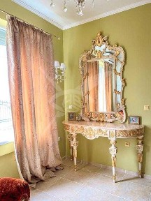 Двуетажна къща в Кошарица!