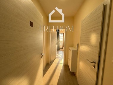 Продава 2-СТАЕН - град Варна, Аспарухово, 149 000€