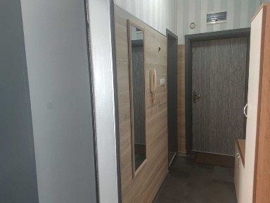 Тристаен дългосрочно - район Колхозен Пазар - гр. Варна.