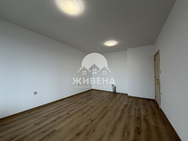Продава преустроен 2-стаен апартамент, До ключ, срещу Автогара