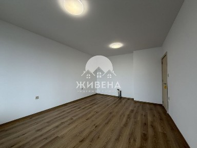 Продава преустроен 2-стаен апартамент, До ключ, срещу Автогара