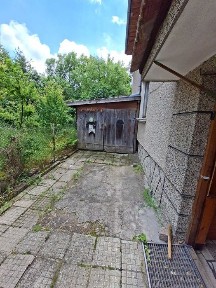 Продава къща в град Батак