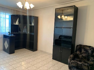 ЧЕТИРИСТАЕН апартамент в Карлово